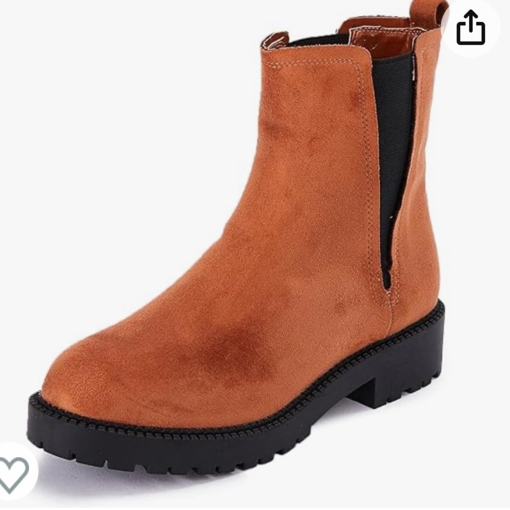 Classic low heel ankle boot - Picture 1 of 6